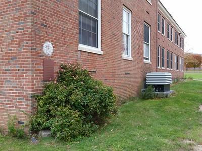 A photo of the commemorative plaque at Willowbrook State Schoolhttps://www.flickr.com/photos/imjustwalkin/16736581451/in/photostream/