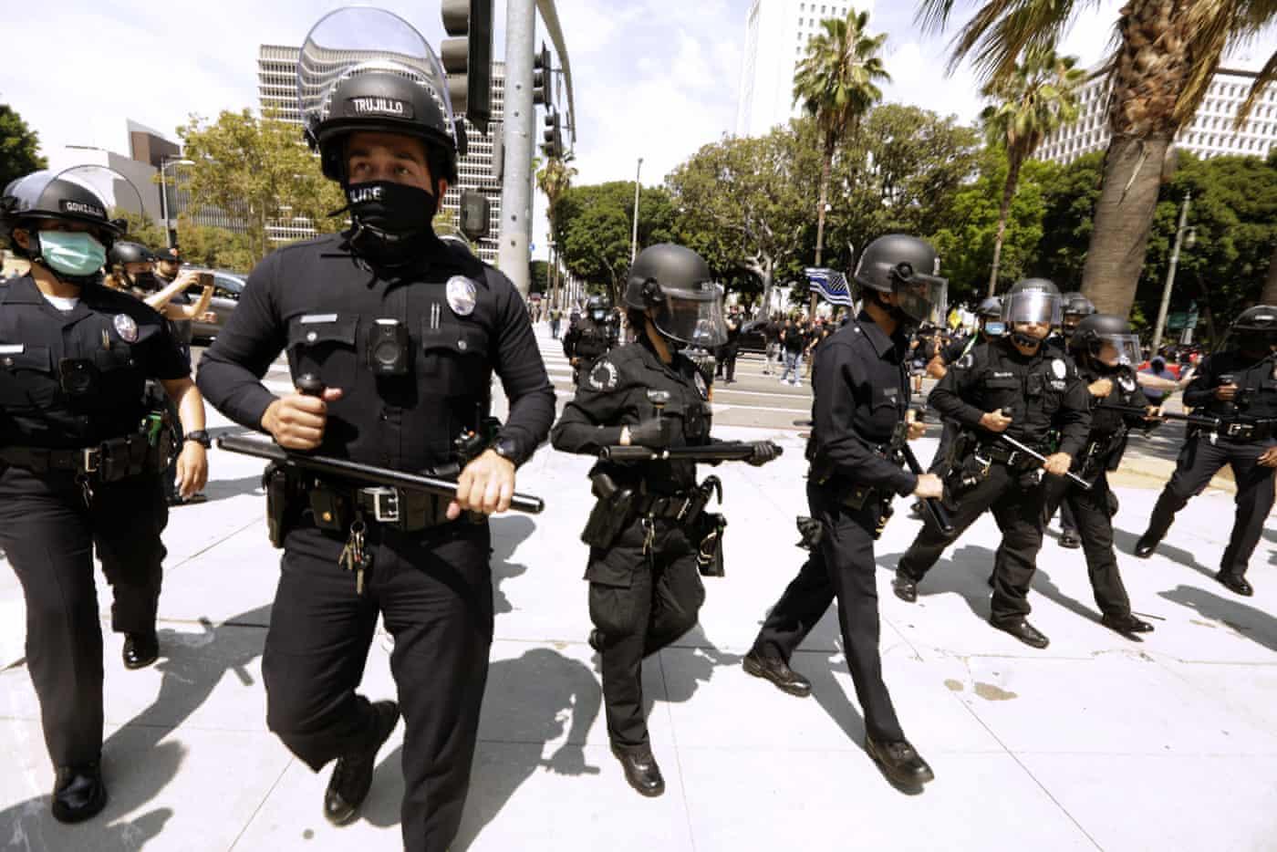 police in riot gear